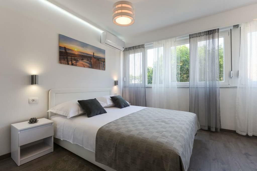 Reza Luxury Apartment Zára Kültér fotó